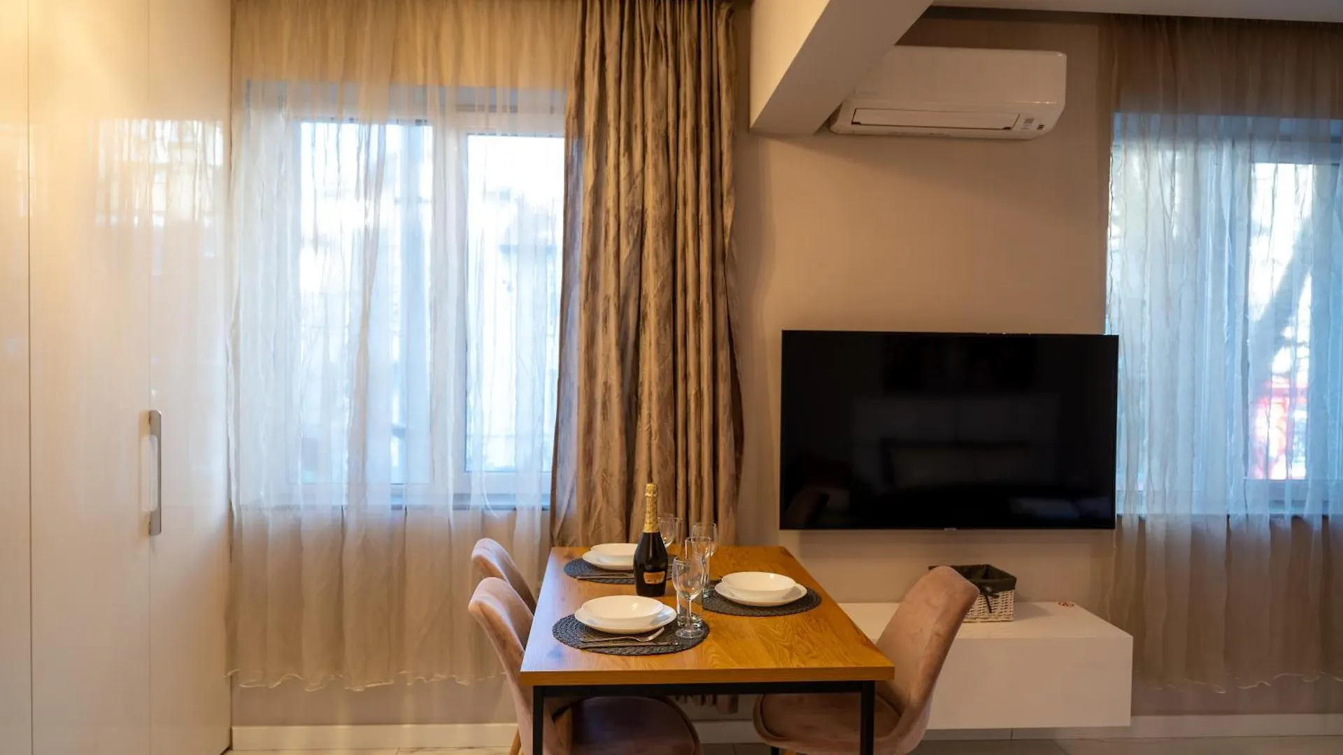 Luxury Studios In Top Center Sofia Bulgaria
