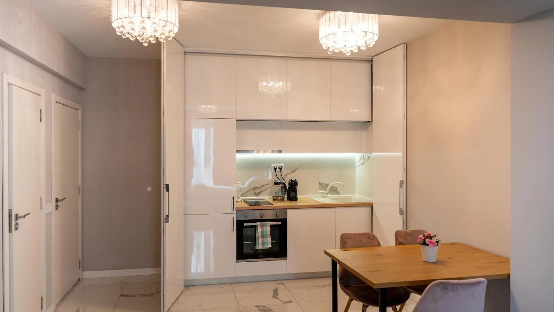 Luxury Studios In Top Center Sofia Apartment